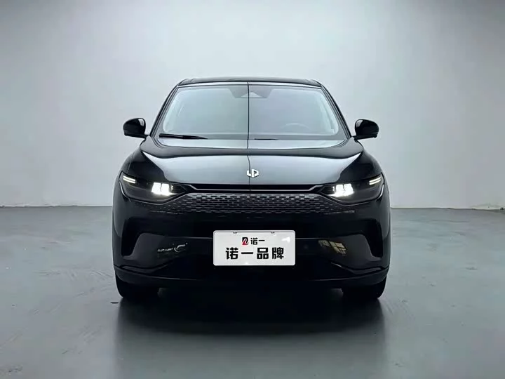 Leapmotor Zero running C11