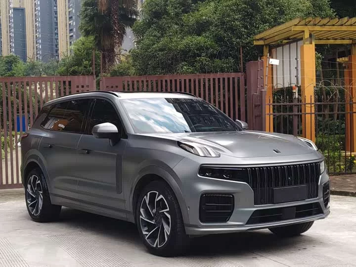 Lynk & Co 09