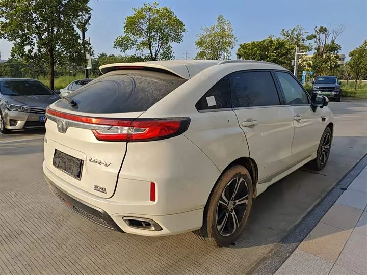 Honda UR-V