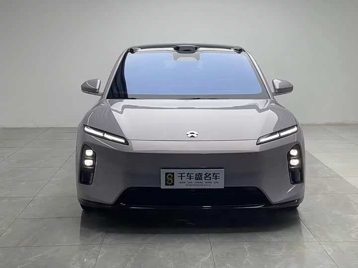 NIO ET5T