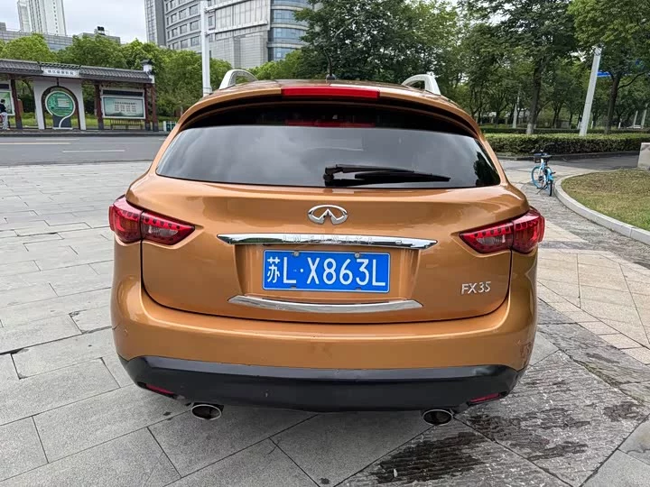 Infiniti FX