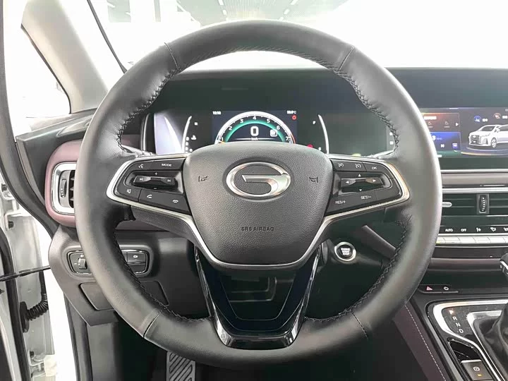 GAC Trumpchi M6