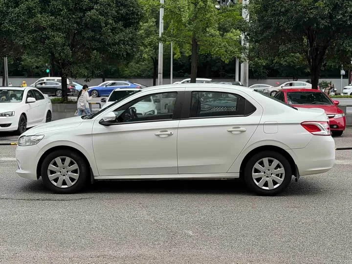 Peugeot 301