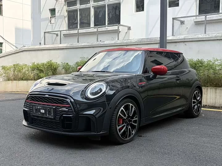 MINI JCW