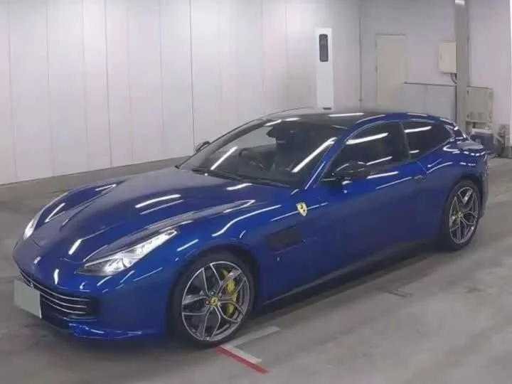 ferrari GTC4Lusso