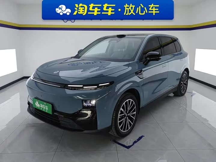 Leapmotor B10
