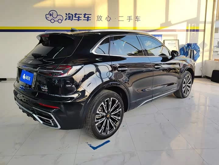 Hongqi HS5