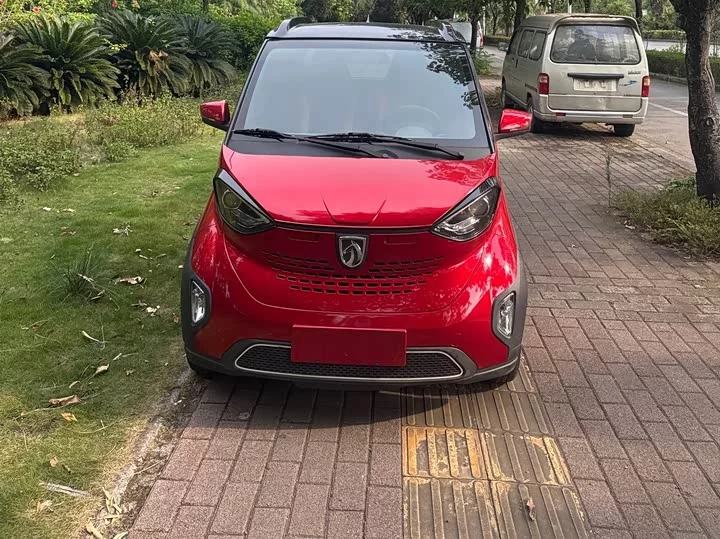 Baojun E100