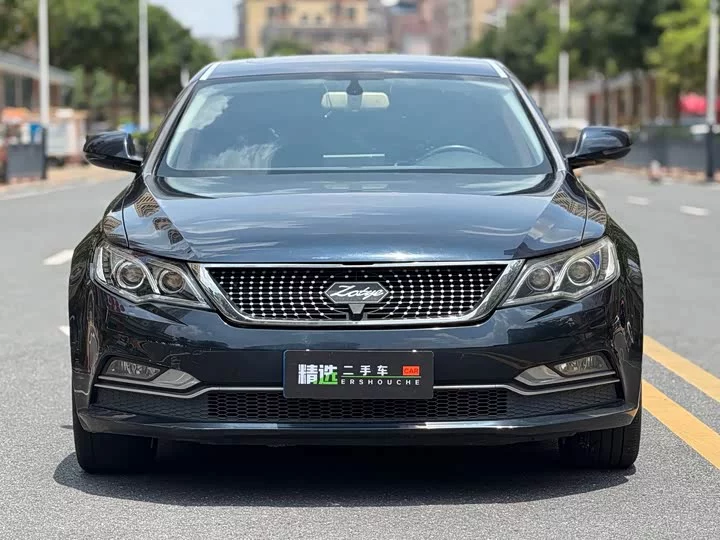 Zotye Z700