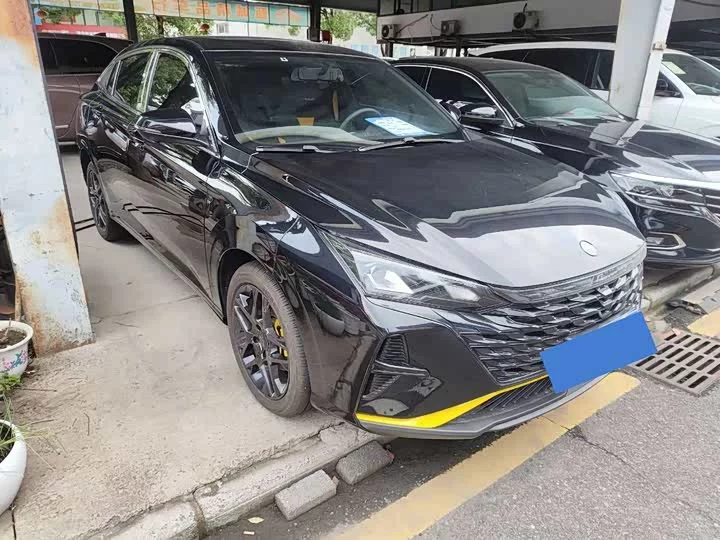 Dongfeng Yixuan