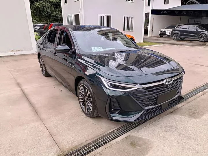 Chery Arrizo 8