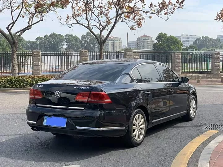 Volkswagen Magotan