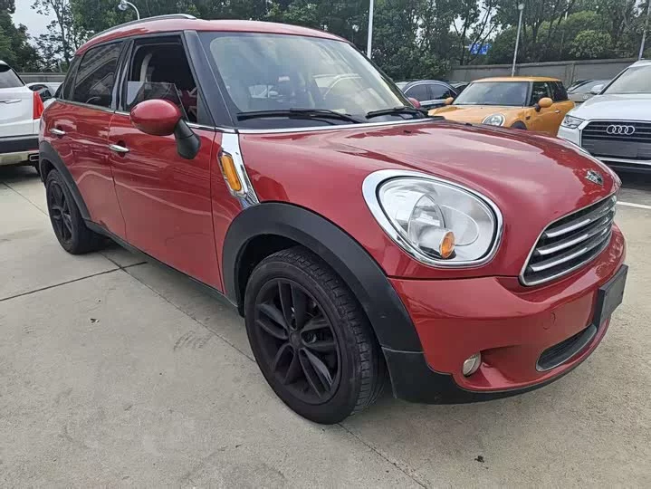 MINI COUNTRYMAN