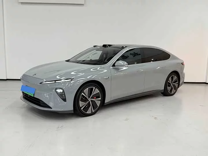 NIO ET7