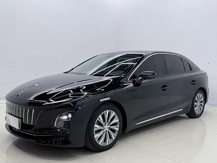 Hongqi E-QM5