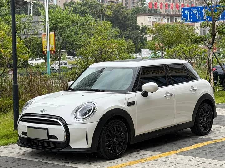 MINI 
