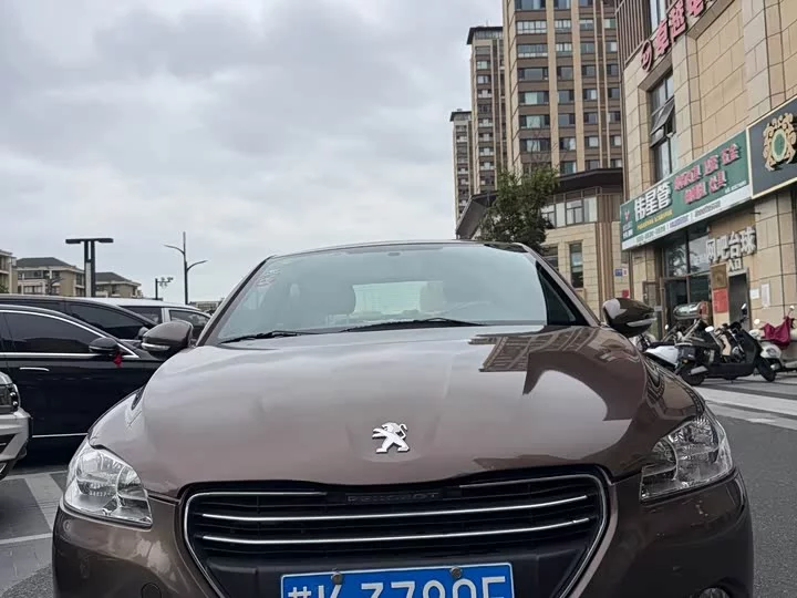 Peugeot 301