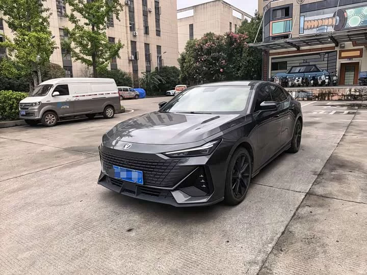Changan UNI-V