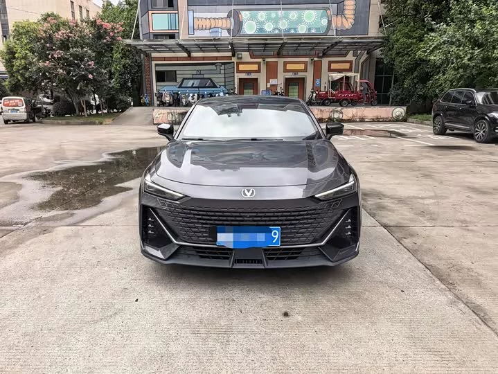 Changan UNI-V
