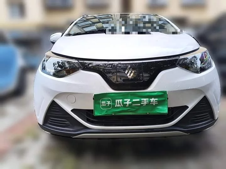Jiangling Easy EV2