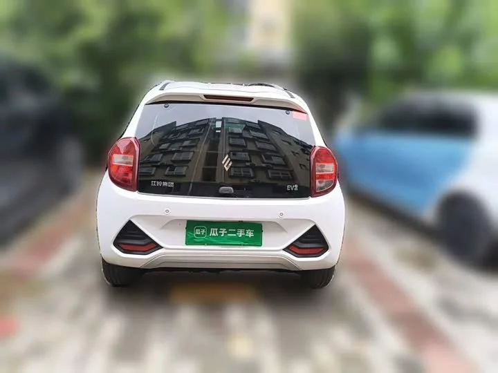 Jiangling Easy EV2