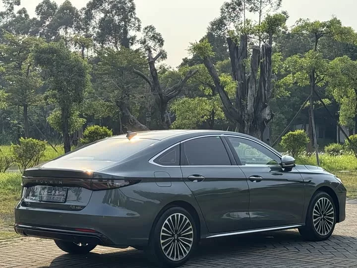 Chery Fengyun A8
