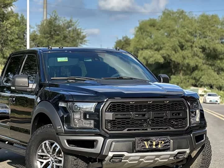 Ford F-150 Raptor