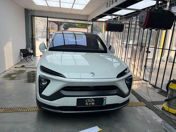 NIO EC6