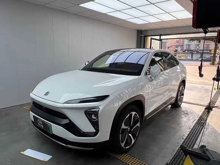 NIO EC6
