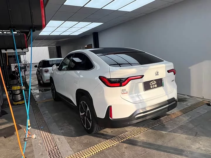 NIO EC6