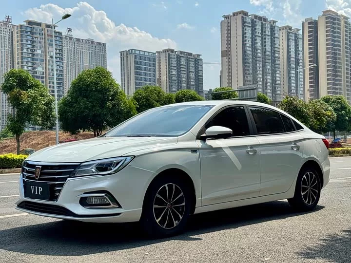 Roewe i5