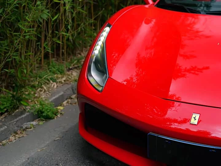 ferrari 488