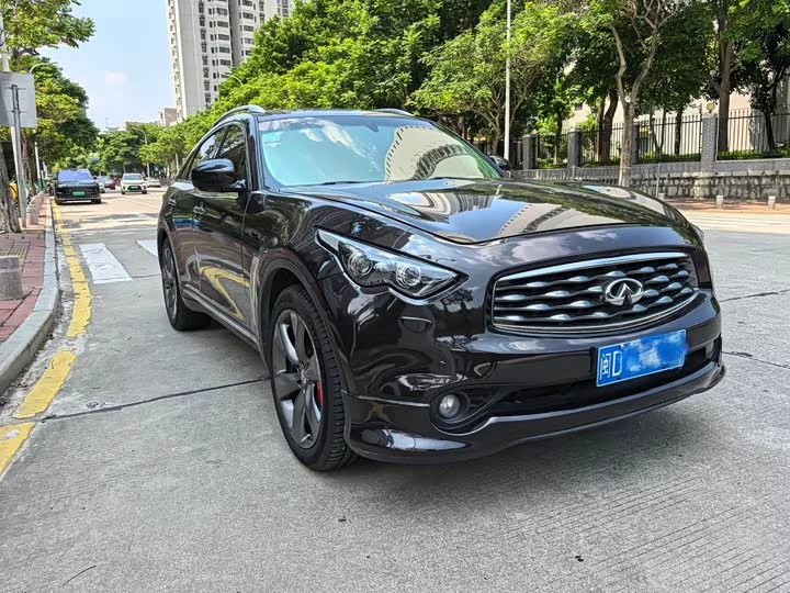 Infiniti FX