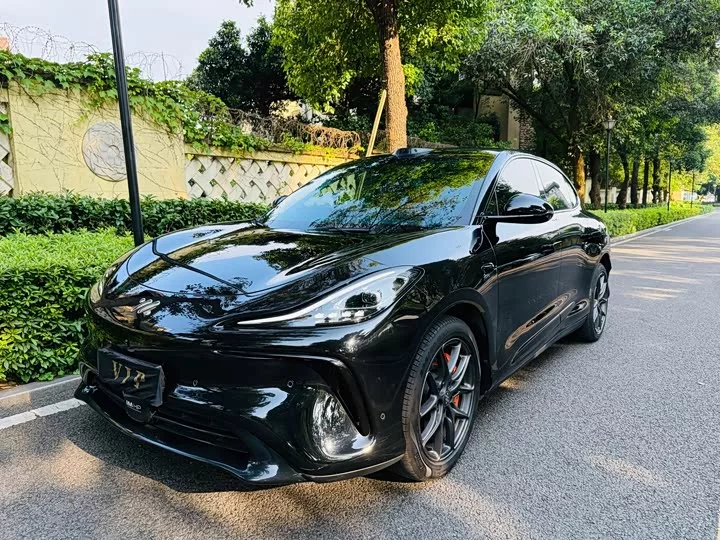 Zhiji LS6