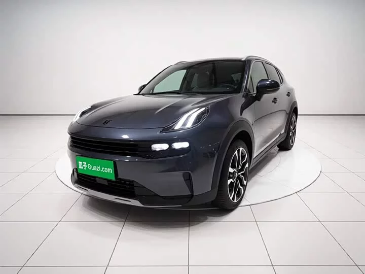 Lynk & Co 06 EM-P