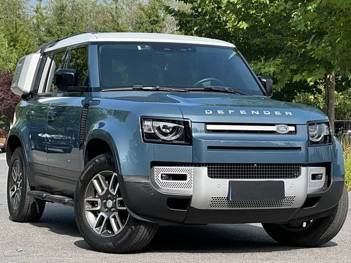 Land Rover guard