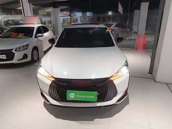 Dongfeng Yixuan