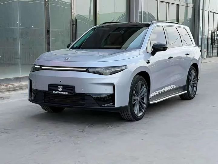 Leapmotor C16