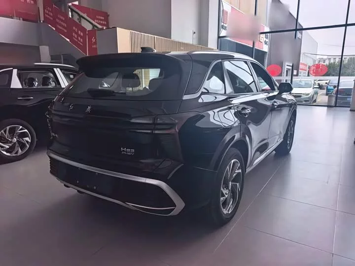 Hongqi HS3 PHEV
