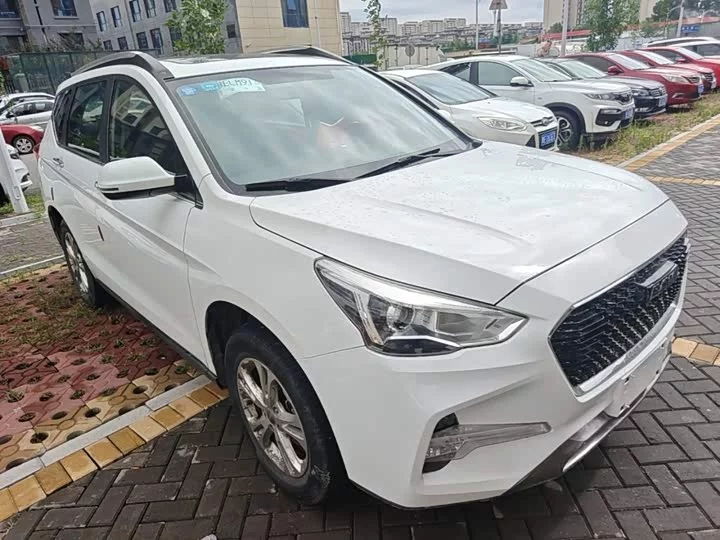 Haval M6