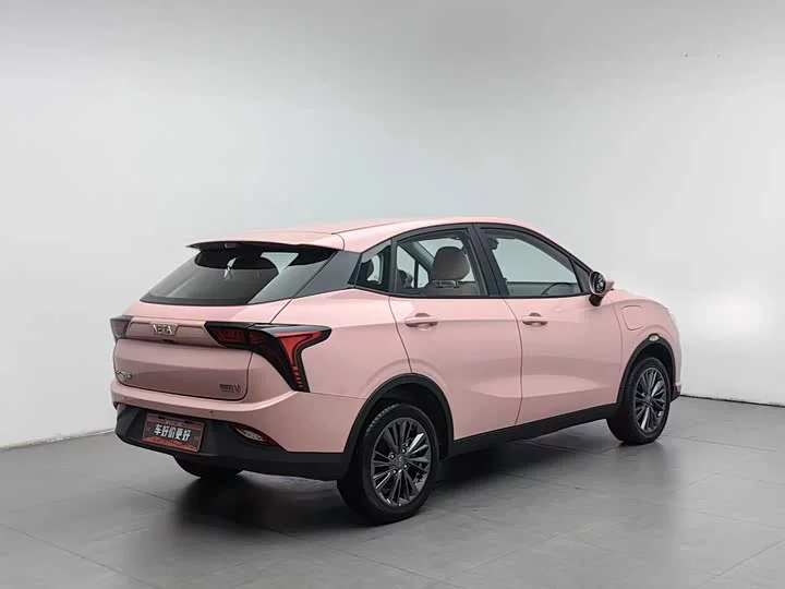 NETA Nezha V