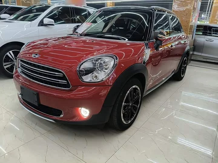 MINI COUNTRYMAN