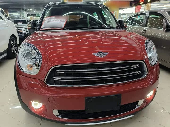 MINI COUNTRYMAN