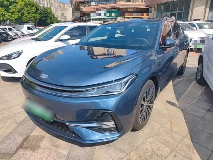 Geely Galaxy A7 EM