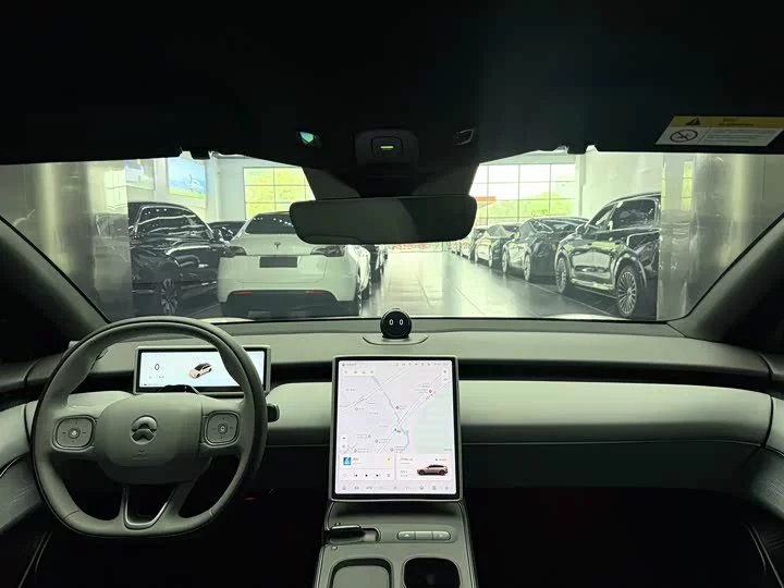 NIO ET5T