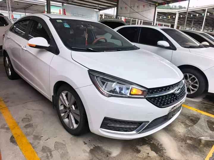 Chery Arrizo 5