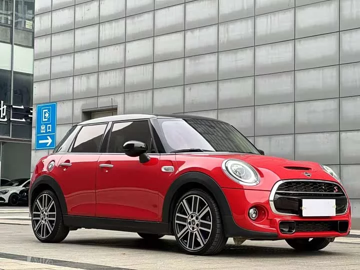MINI 
