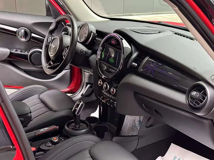 MINI 