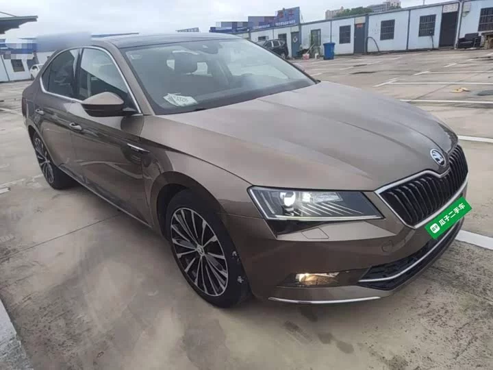 Skoda SuperB