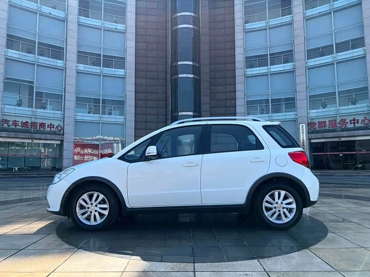 Suzuki SX4